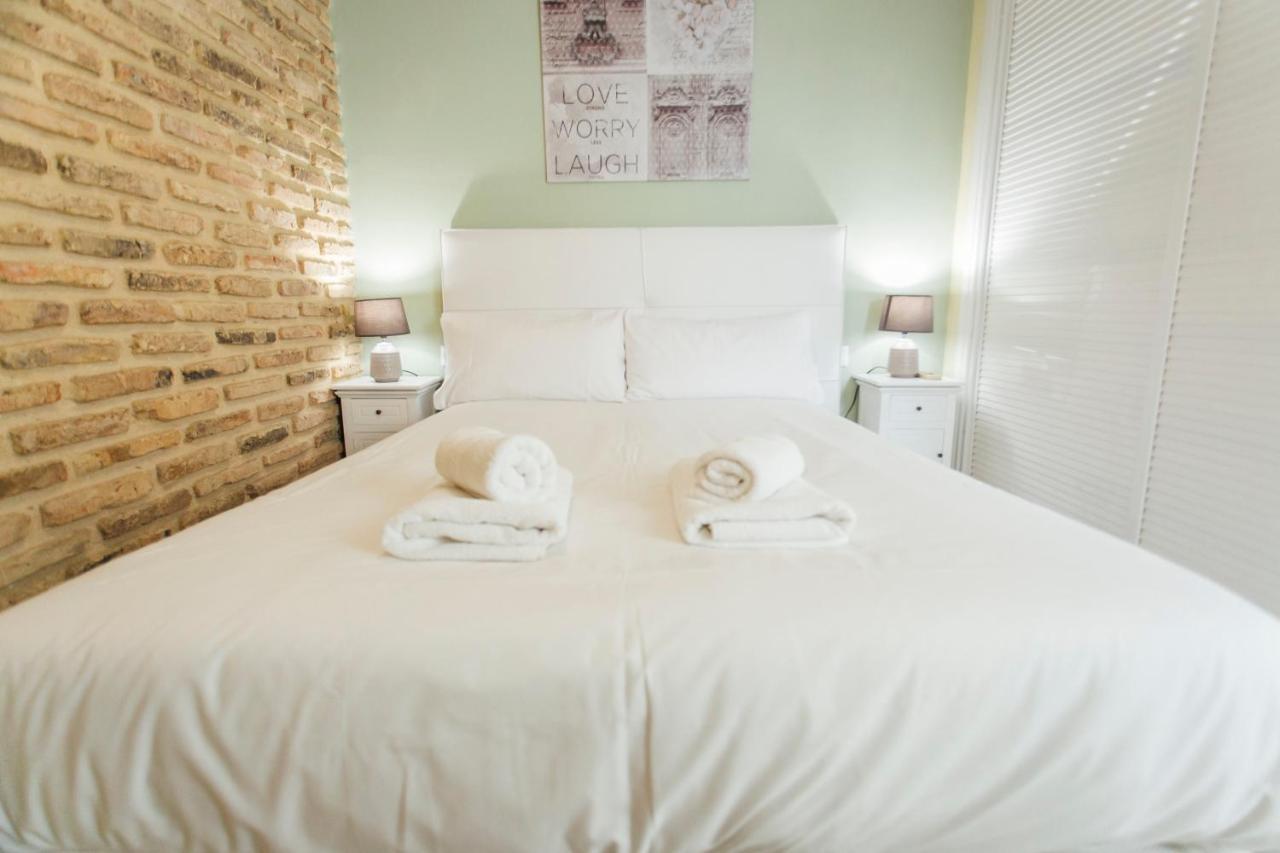 Apartament Penthouse Macasta 2Bd Sewilla Zewnętrze zdjęcie